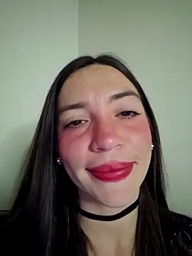 Snapshot of loveuu-bae chatting on 10.08.25 loveuu-bae online show from 10.08.25