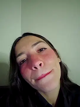 Snapshot of loveuu-bae chatting on 10.10.25 loveuu-bae online show from 10.10.25