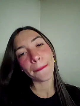 Snapshot of loveuu-bae chatting on 11.08.25 loveuu-bae online show from 11.08.25