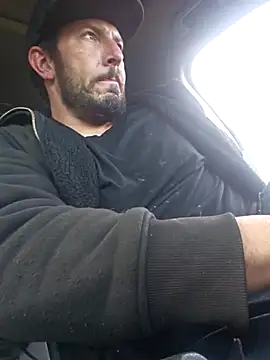 UncutHammer69 online show from 03.17.25