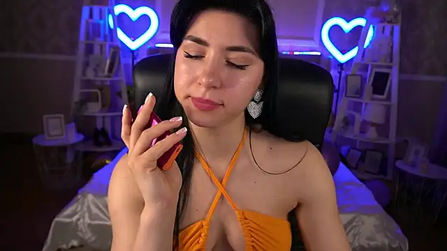 Snapshot of EmilyCandyy chatting on 01.28.25 EmilyCandyy online show from 01.28.25