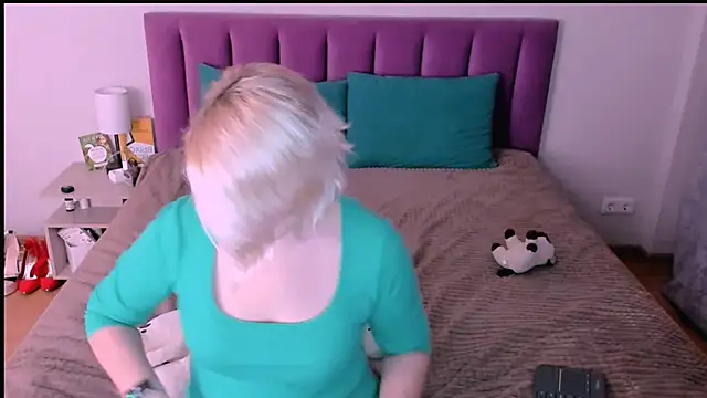 sabrinamacmarren online show from 11.11.25