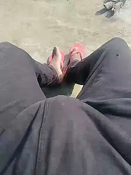 Snapshot of bigh96dik chatting on 12.27.24 bigh96dik online show from 12.27.24