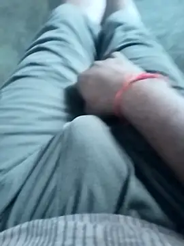 Snapshot of bigh96dik chatting on 12.14.25 bigh96dik online show from 12.14.25