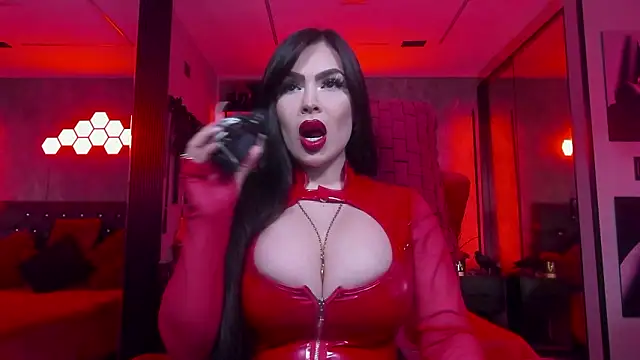 Snapshot of GabrielaAroms chatting on 02.04.26 GabrielaAroms online show from 02.04.26