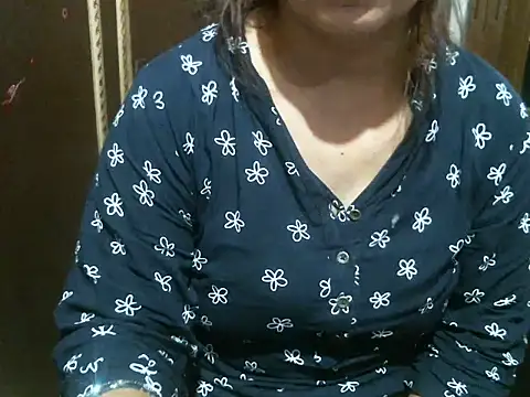 Snapshot of UrsMansi chatting on 06.22.26 UrsMansi online show from 06.22.26