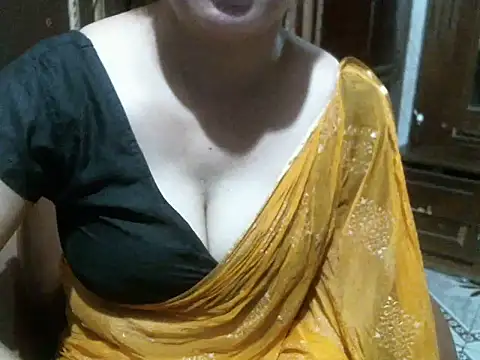 Snapshot of UrsMansi chatting on 07.17.26 UrsMansi online show from 07.17.26