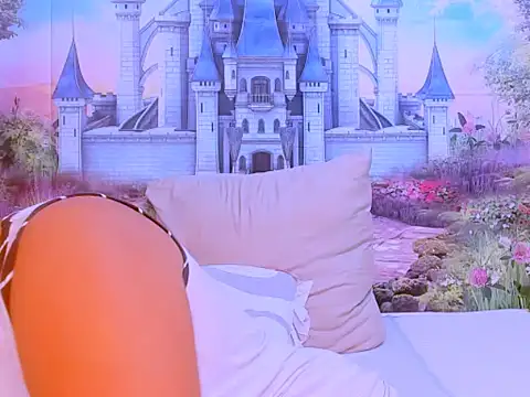 Snapshot of indianroxy chatting on 02.25.25 indianroxy online show from 02.25.25