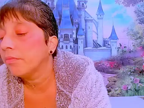 Snapshot of indianroxy chatting on 02.28.25 indianroxy online show from 02.28.25