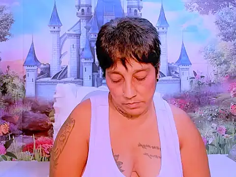 Snapshot of indianroxy chatting on 03.05.25 indianroxy online show from 03.05.25