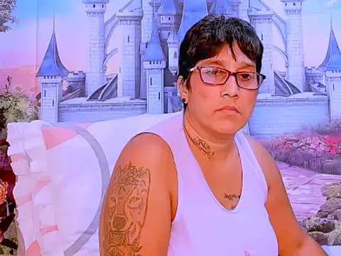 Snapshot of indianroxy chatting on 03.11.25 indianroxy online show from 03.11.25