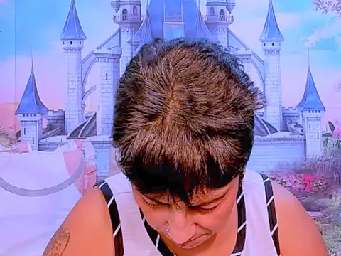 Snapshot of indianroxy chatting on 03.15.25 indianroxy online show from 03.15.25