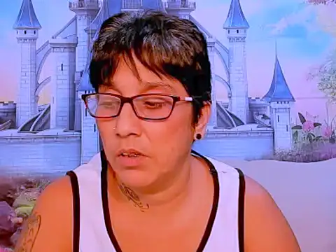 Snapshot of indianroxy chatting on 03.15.25 indianroxy online show from 03.15.25