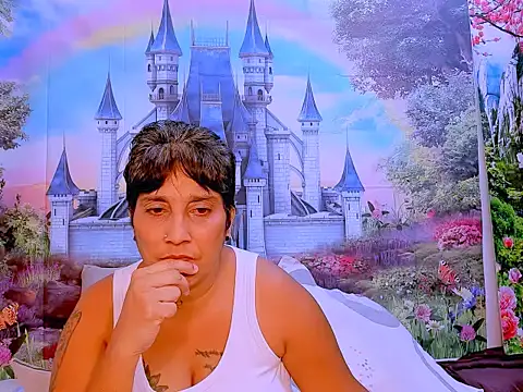 Snapshot of indianroxy chatting on 03.17.25 indianroxy online show from 03.17.25