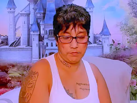 Snapshot of indianroxy chatting on 03.19.25 indianroxy online show from 03.19.25