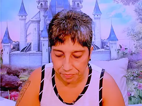 Snapshot of indianroxy chatting on 03.21.25 indianroxy online show from 03.21.25