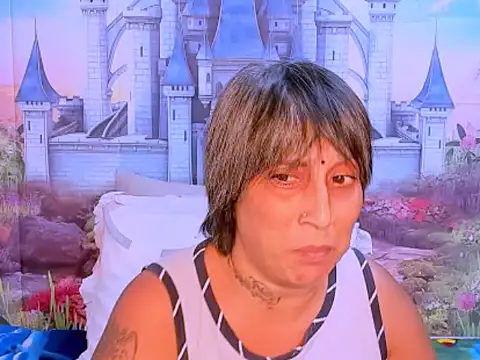 Snapshot of indianroxy chatting on 09.28.25 indianroxy online show from 09.28.25