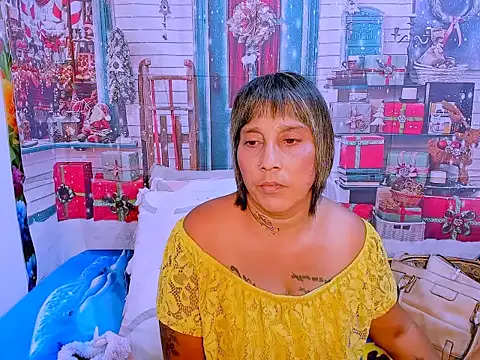 Snapshot of indianroxy chatting on 12.05.25 indianroxy online show from 12.05.25