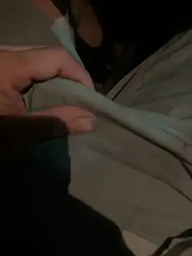 Snapshot of mikeylong chatting on 12.29.24 mikeylong online show from 12.29.24