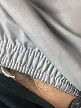 Snapshot of mikeylong chatting on 01.11.25 mikeylong online show from 01.11.25