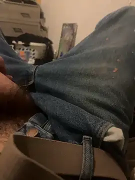 Snapshot of mikeylong chatting on 09.10.25 mikeylong online show from 09.10.25