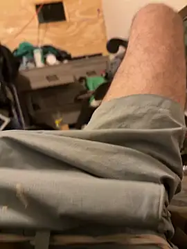 Snapshot of mikeylong chatting on 11.15.25 mikeylong online show from 11.15.25