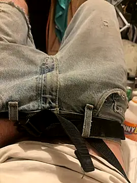 Snapshot of mikeylong chatting on 11.21.25 mikeylong online show from 11.21.25