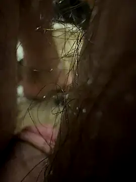 Snapshot of mikeylong chatting on 11.26.25 mikeylong online show from 11.26.25