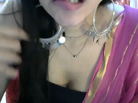 indianbae01 online show from 02.14.25