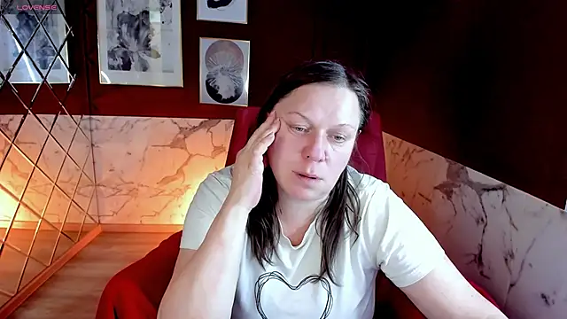 Snapshot of KellyPerfection chatting on 06.01.26 KellyPerfection online show from 06.01.26