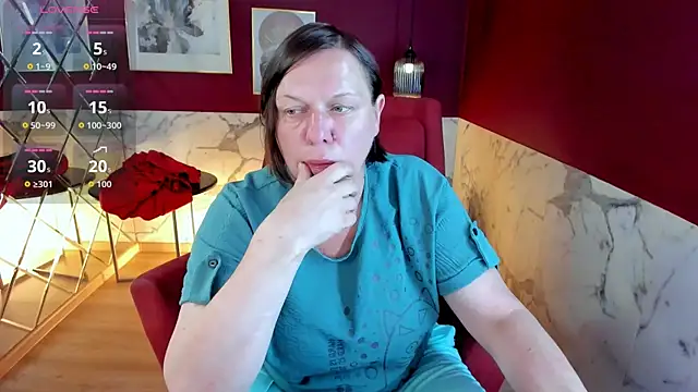 Snapshot of KellyPerfection chatting on 07.02.26 KellyPerfection online show from 07.02.26