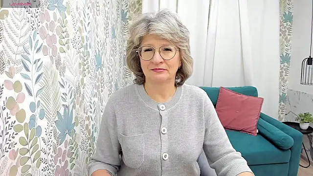 EvelynJoyful online show from 12.09.24