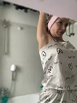 AnastasiaAniess online show from 02.04.25