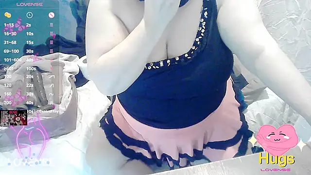 Snapshot of tatli_bela chatting on 12.28.24 tatli bela online show from 12.28.24