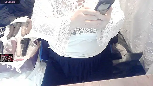 Snapshot of tatli_bela chatting on 02.05.25 tatli bela online show from 02.05.25