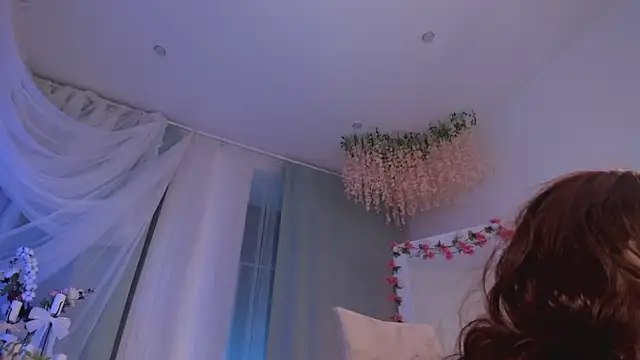 LilianKroft online show from 02.27.25