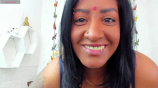 Snapshot of LadyNahir chatting on 02.25.26 LadyNahir online show from 02.25.26