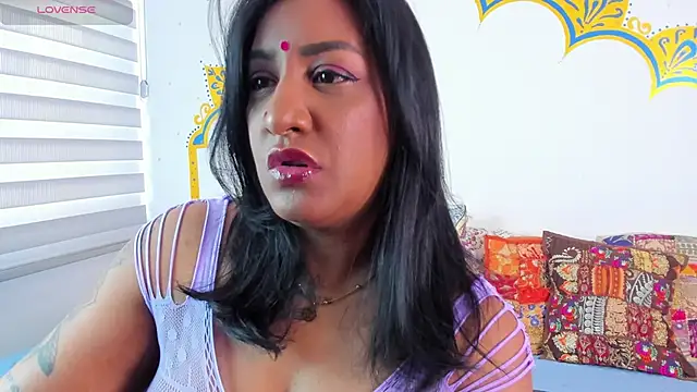 LadyNahir online show from 03.25.26