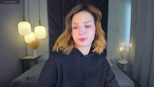 JaneGraceful online show from 12.16.24