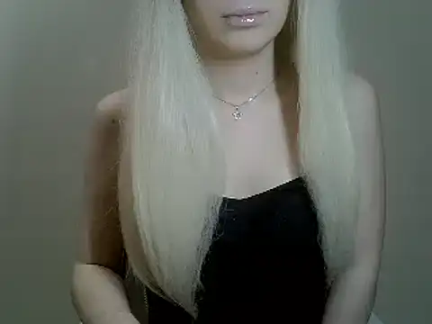 Snapshot of DitaVira chatting on 01.20.25 DitaVira online show from 01.20.25