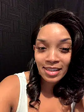 Rakiyahcharms online show from 10.04.25