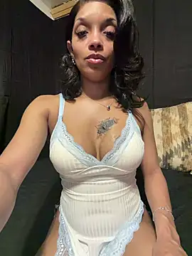 Rakiyahcharms online show from 05.30.26