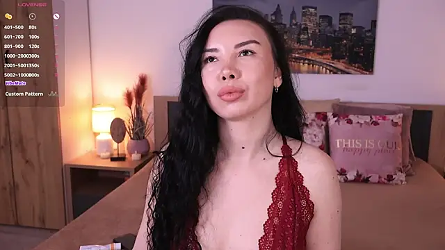 Leila  Sweet online show from 04.24.26