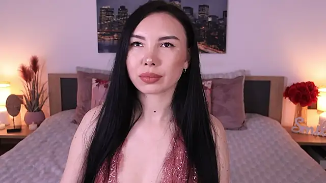 Snapshot of Leila__Sweet chatting on 05.10.26 Leila Sweet online show from 05.10.26