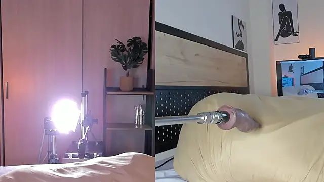 cinnamon afrodit online show from 02.03.25