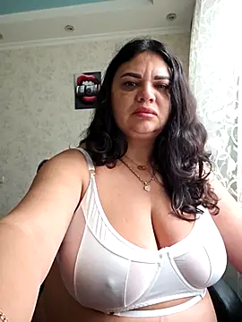 Snapshot of littleRikka chatting on 11.03.25 littleRikka online show from 11.03.25