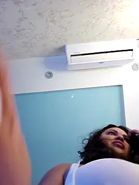 Snapshot of littleRikka chatting on 11.09.25 littleRikka online show from 11.09.25