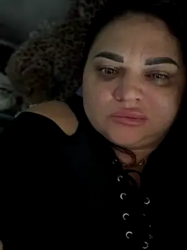 Snapshot of littleRikka chatting on 11.19.25 littleRikka online show from 11.19.25