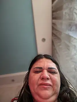 Snapshot of littleRikka chatting on 11.27.25 littleRikka online show from 11.27.25