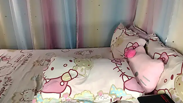 hersheykisses07 online show from 05.26.26